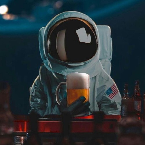 ciddiyetsiz astronot