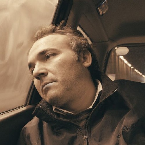 Profile of deux mille vingt