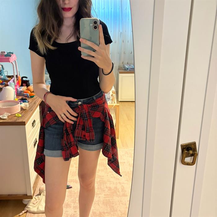 ladyinred7